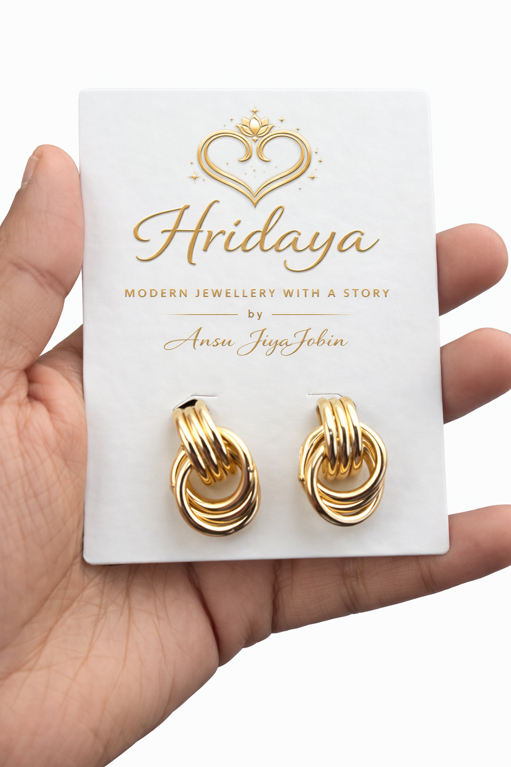 Hridaya Gold Knot Earrings – Elegant Minimal Loop Design